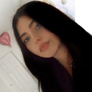 Meet your Posher, Vanessa